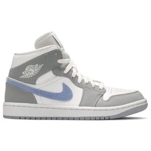 Air Jordan 1 Mid ‘Wolf Grey Aluminum’